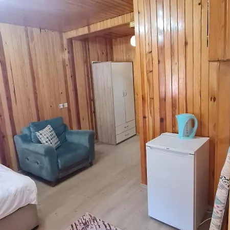 Sah Bed & Breakfast 2*
